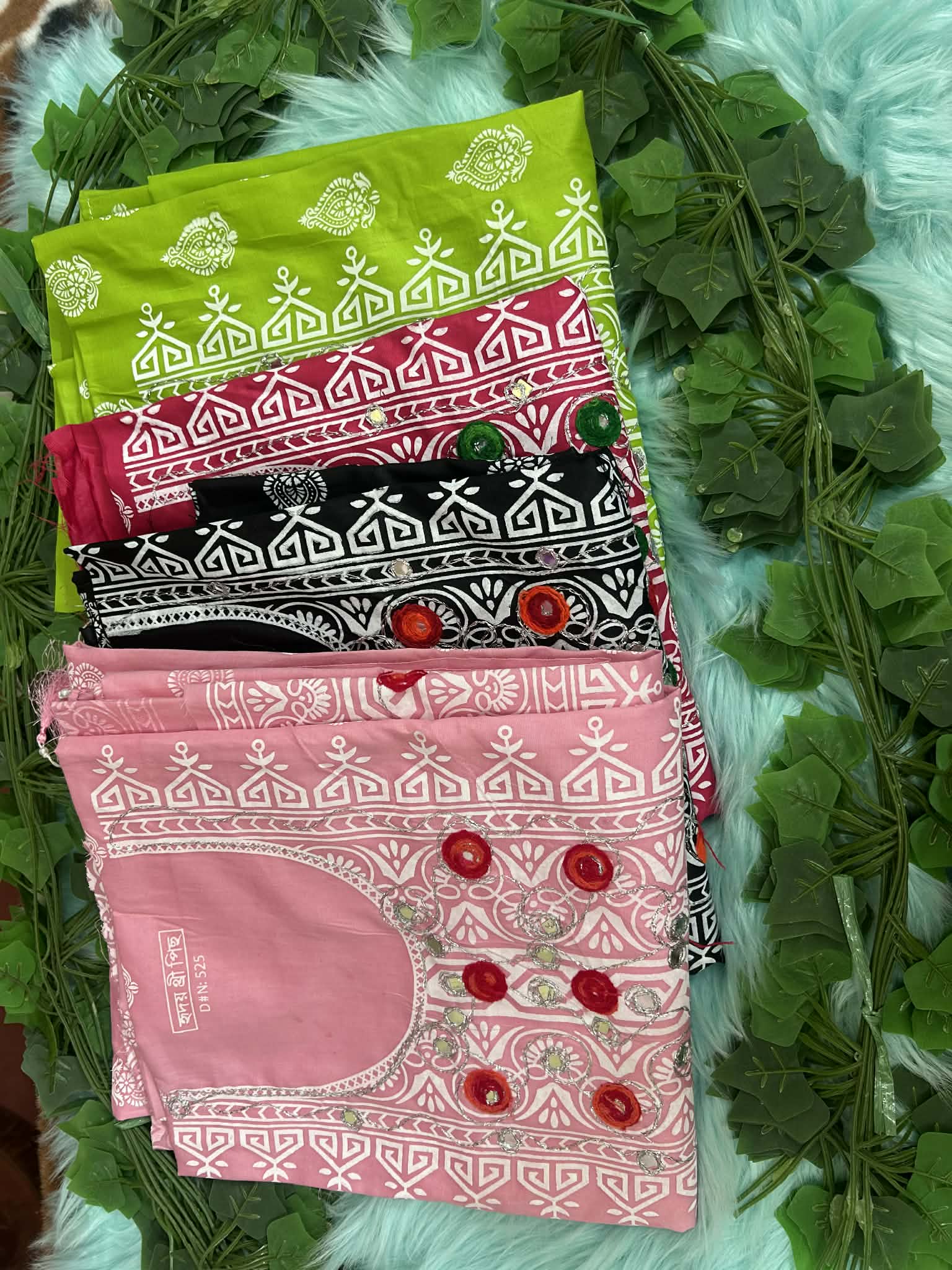 🌸 প্রিমিয়াম কাটচুপি ও কাজের থ্রি পিস – কম্বো অফার 🌸